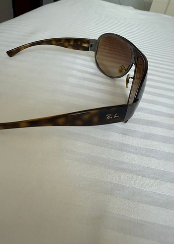 Ray Ban Kahverengi Klasik Minimalist Kadın Güneş Gözlüğü