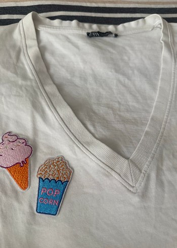 Nakışlı Beyaz tişört - Görsel 3