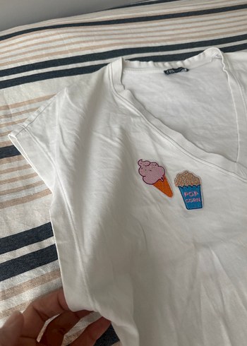 Nakışlı Beyaz tişört - Görsel 4