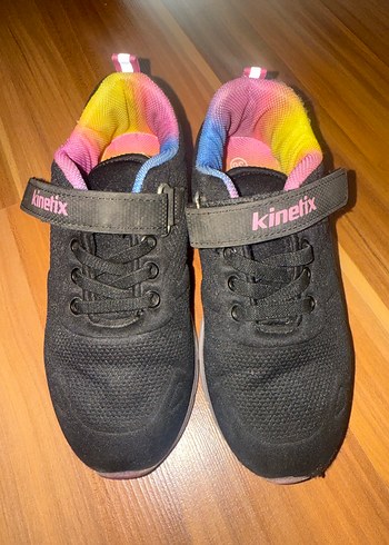 Kinetix Renkli Bağcıklı Kız Çocuk Spor Ayakkabı
