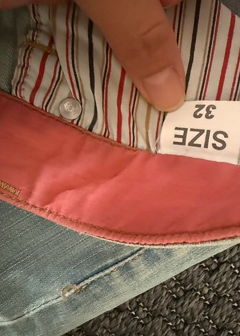 Bej Düğmeli Hamile Midi Şort - Görsel 4