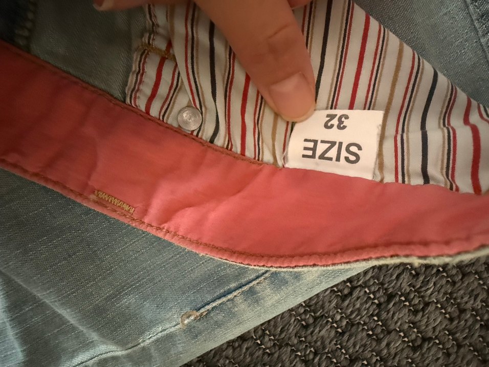 Bej Düğmeli Hamile Midi Şort - Görsel 4