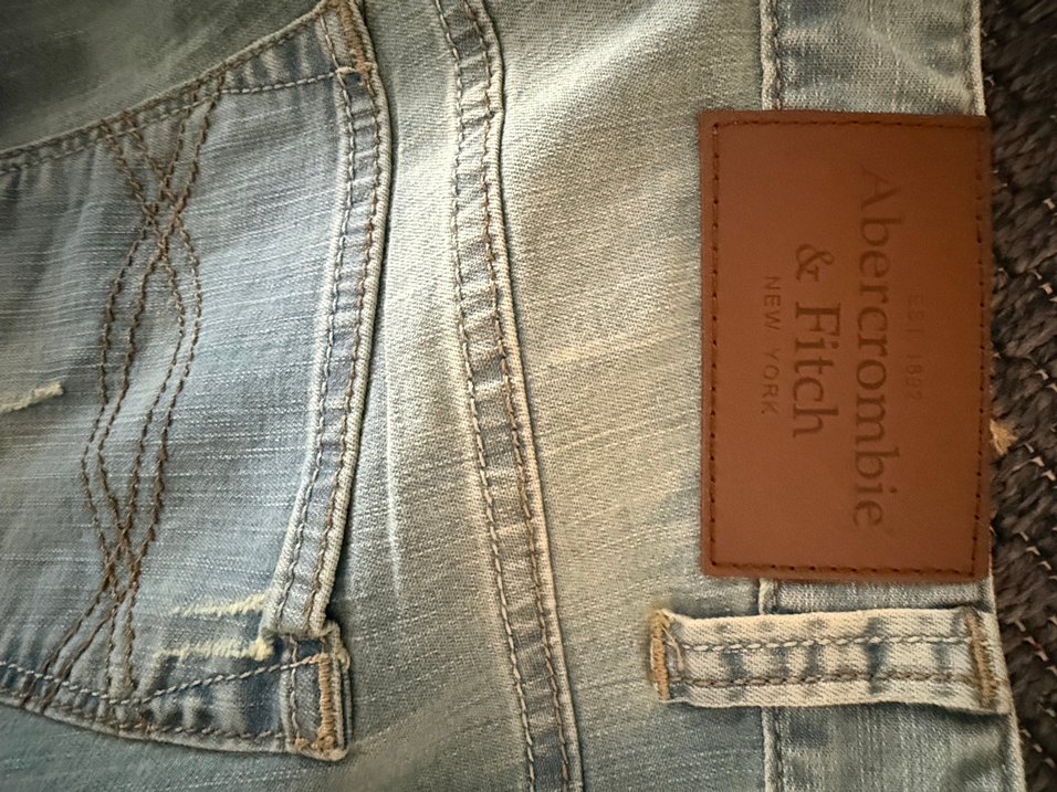 Bej Düğmeli Hamile Midi Şort - Görsel 3