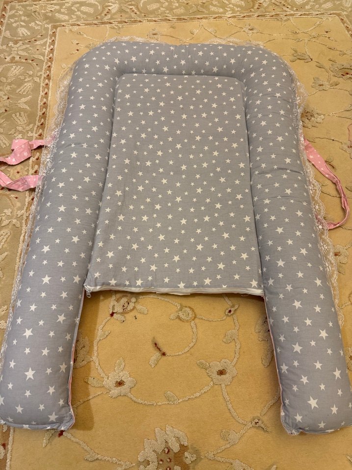 Pembe Çocuk Uyku Minderi Yıldız Desenli - Görsel 2