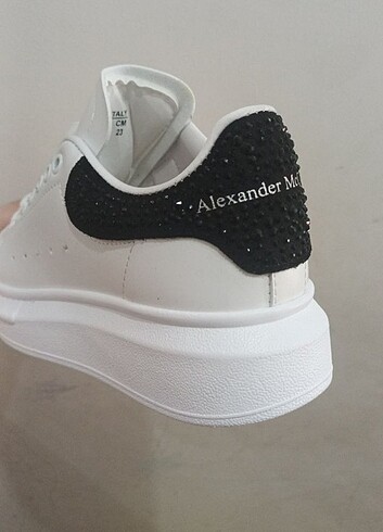 Alexander McQueen ALEXANDER MCQEEN SİYAH TAŞLI
