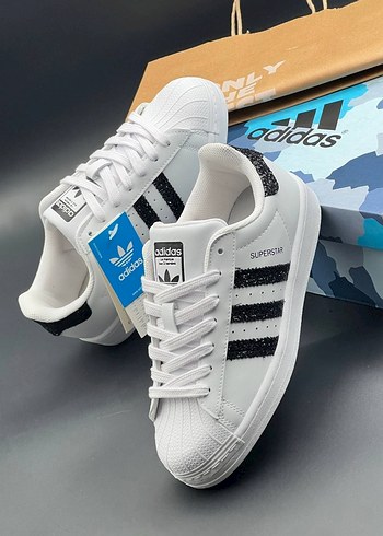 Adidas ürünü