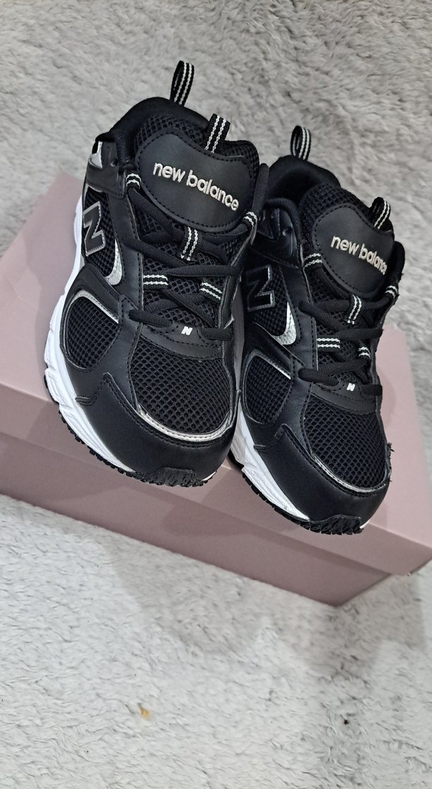 New Balance 408 Siyah Unisex Günlük Spor Yakkabı - Görsel 5