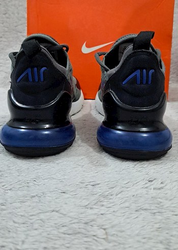 Nike Air Max 270 Erkek Gri Spor Ayakkabı - Görsel 5