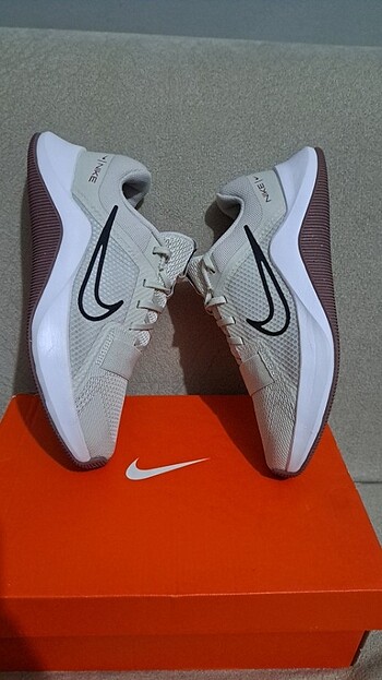 Nike W Mc Trainer 2 Kadın Bej Antrenman Ayakkabısı
