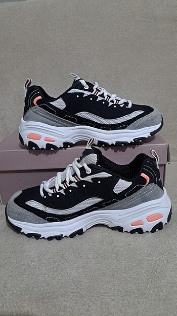 Skechers Skechers DLITES-NEW JOURNEY Siyah-Beyaz-Gri Kadın Sneaker