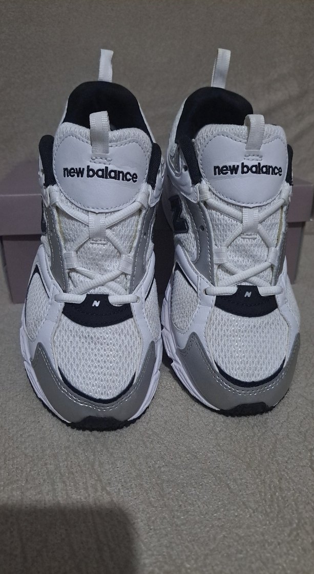 New Balance 408 Spor Ayakkabı Beyaz - Görsel 3