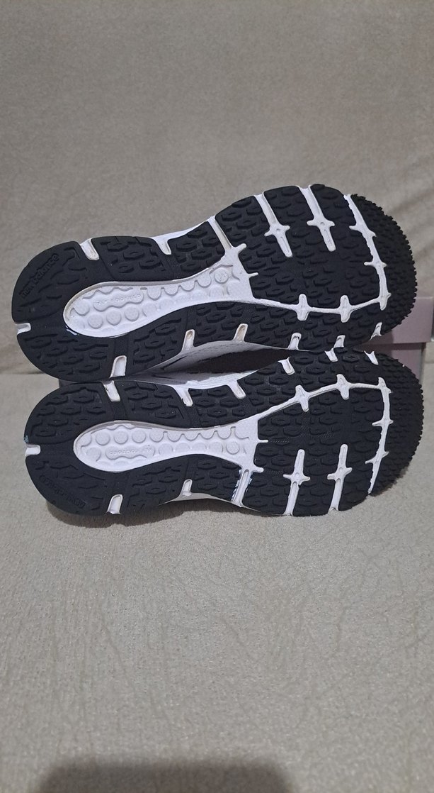 New Balance 408 Spor Ayakkabı Beyaz - Görsel 5