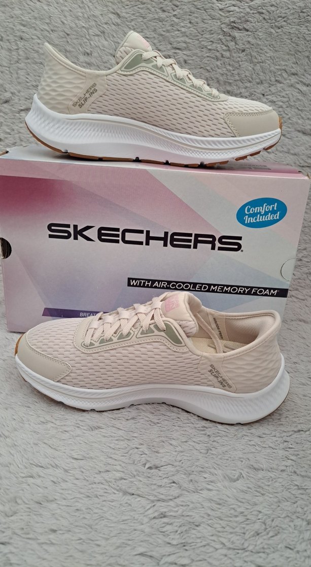Skechers Go Run Consistent 2.0 Kadın Krem Rengi Spor Ayakkabı - Görsel 2