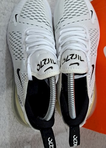 Nike Air Max 270 Beyaz Spor Koşu Ayakkabısı - Görsel 7