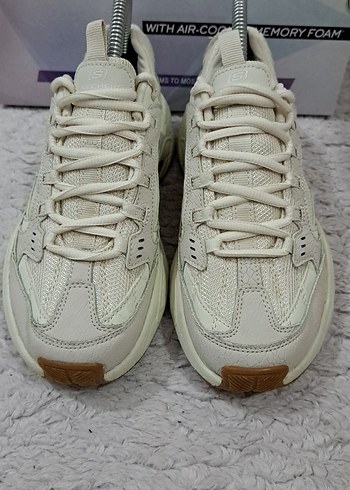38 Beden Skechers Stamina-Classy Trail Krem Rengi Spor Ayakkabı