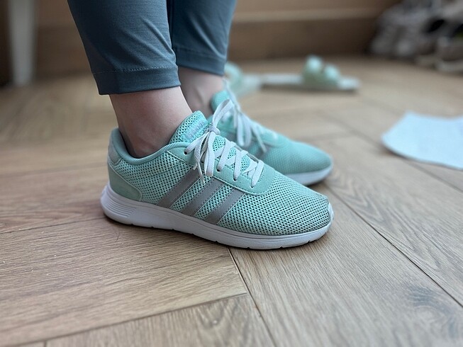 35 Beden çeşitli Renk Adidas spor ayakkabı