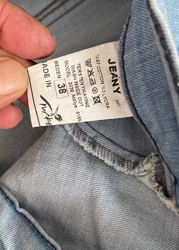 Mavi Jeans Gevşek Kesim Kadın Mavi Denim Mini Şort