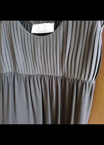 Siyah Pilili V Yaka Midi Elbise - Görsel 3