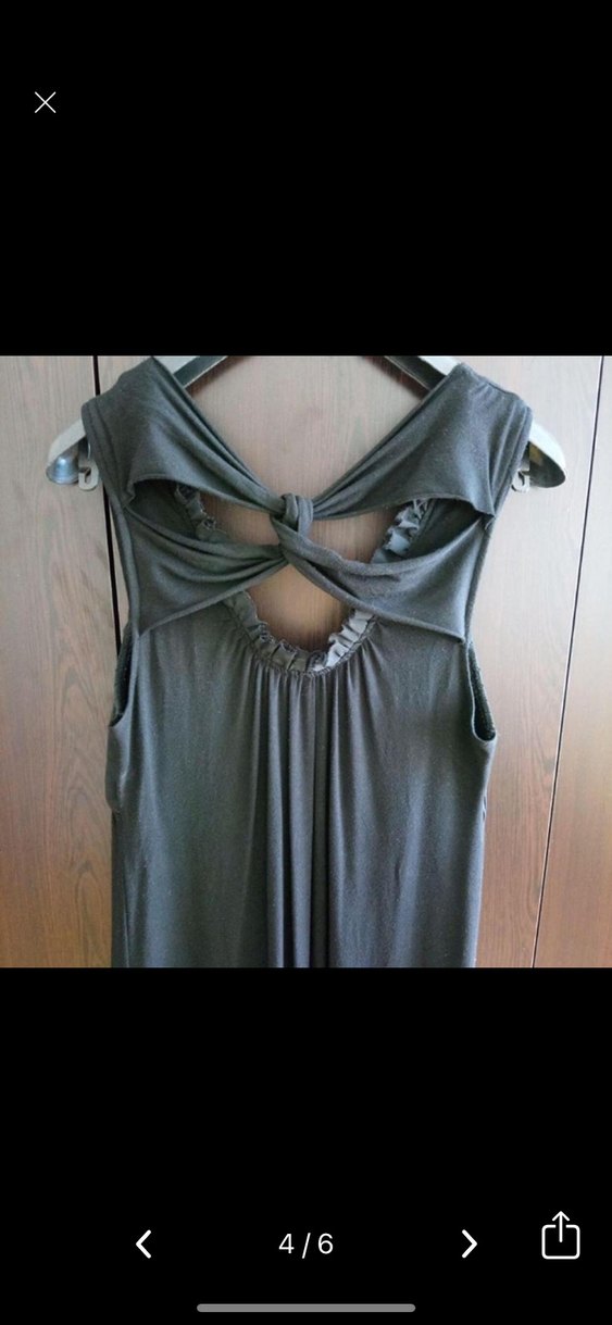 Siyah Pilili V Yaka Midi Elbise - Görsel 4