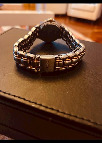 Kadın Parlak Altın Renk Kemerli Saat - Görsel 3