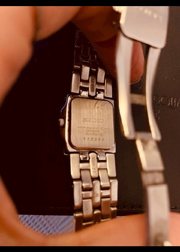 Altın Renkli Kadın Saat - Görsel 6