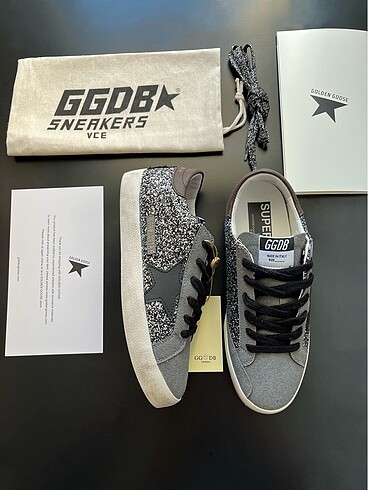 38 Beden GOLDEN GOOSE