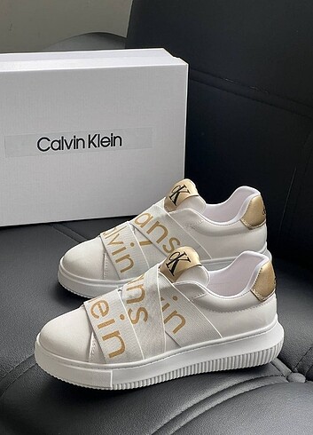 Calvin Klein Calvin Klein ???????? New Season ????