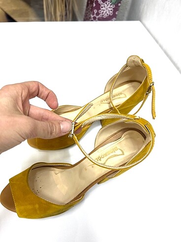 Sarı yazlık ayakkabı - Görsel 6