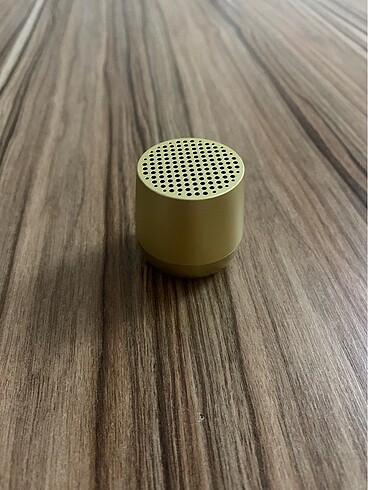 Lexon Mino LA125