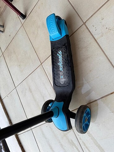 Beden Scootur