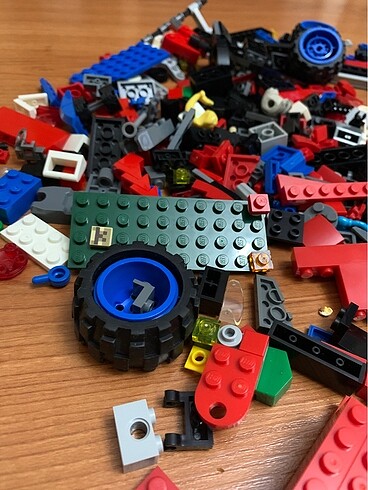 Diğer Lego parçaları karışık