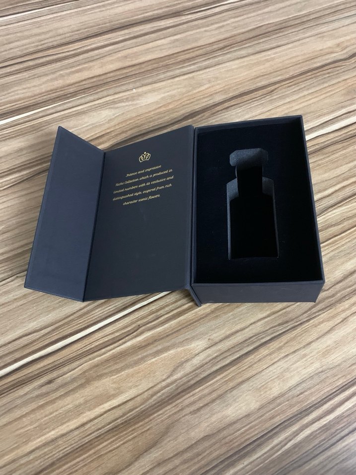 Loris, Euzdemia, Henles, Louis Vuitton - Görsel 5