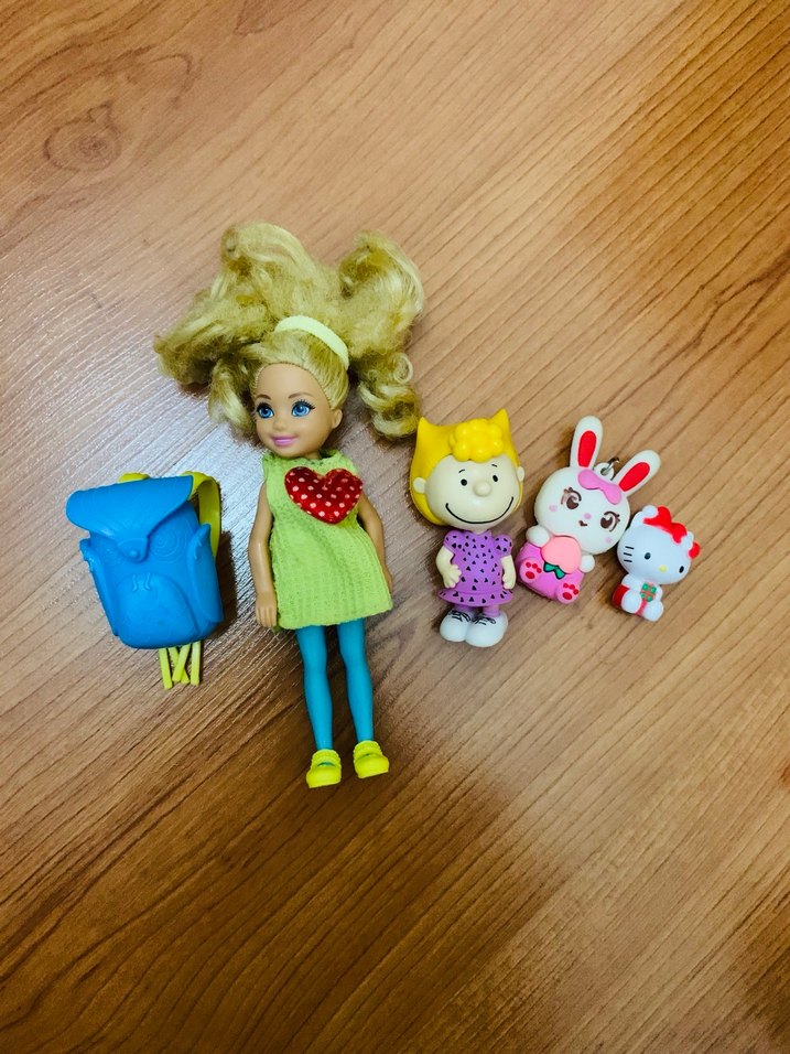 Renkli Oyuncak Seti - Bebek ve Hayvan Figürleri - Görsel 5