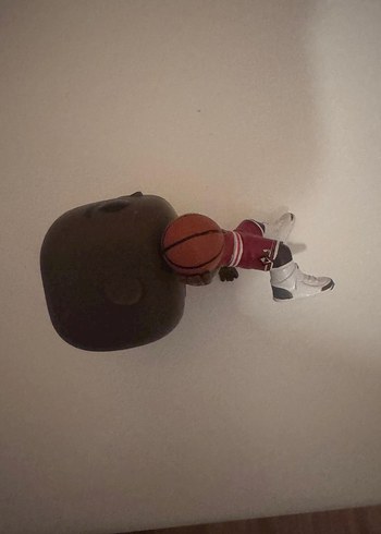 Beden Kahverengi Basketbolcu Figürü
