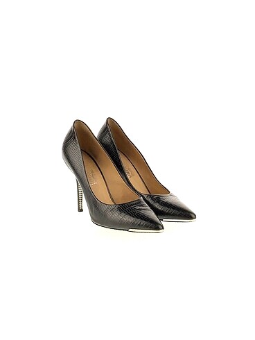 Salvatore Ferragamo Salvatore Ferragamo Stiletto %70 İndirimli.