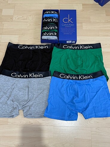 Calvin Klein Calvin Klein 4 lü Boxer Seti