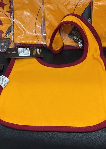 Galatasaray Renkli Baskılı Bebek Önlüğü - Görsel 8