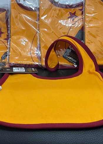 Galatasaray Renkli Baskılı Bebek Önlüğü - Görsel 7