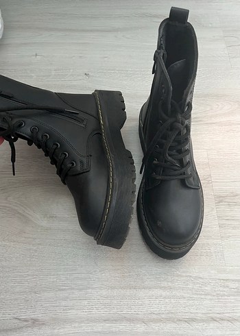 Siyah Platform Kadın Botu - Görsel 2