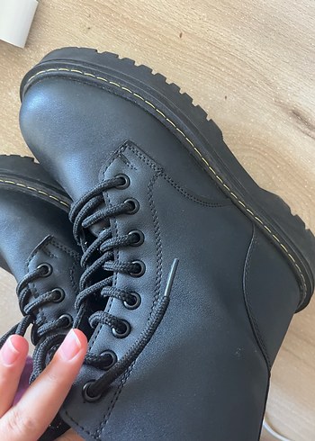 Siyah Platform Kadın Botu - Görsel 4