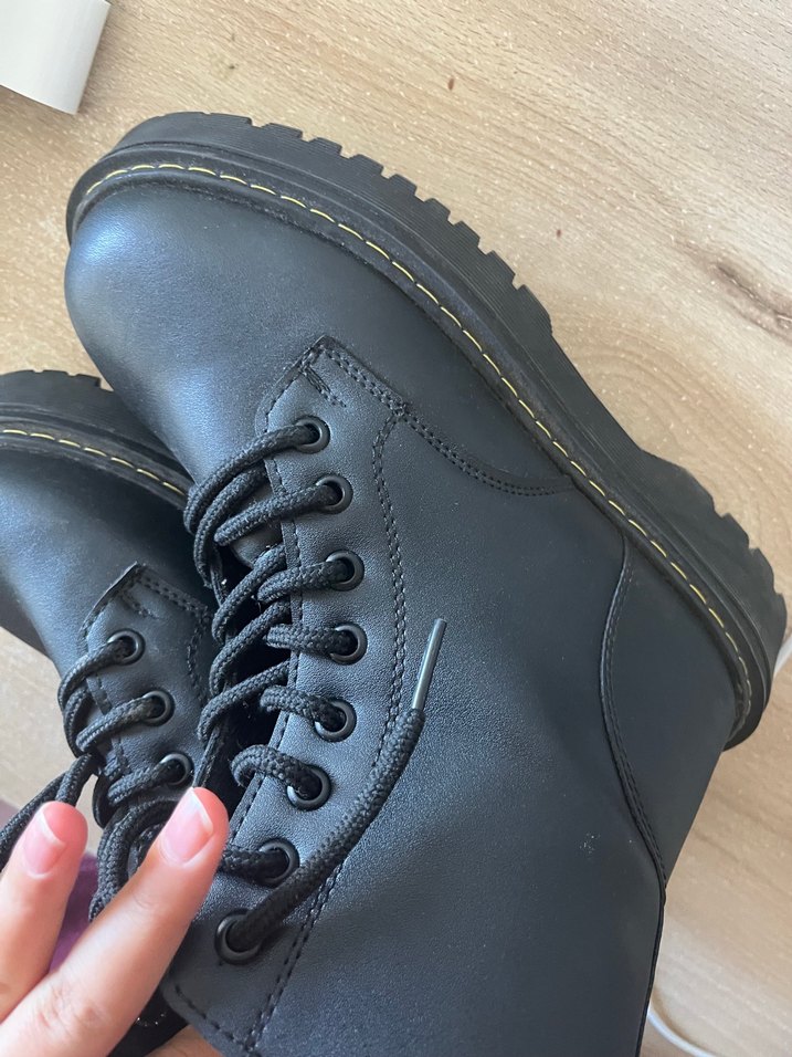 Siyah Platform Kadın Botu - Görsel 4