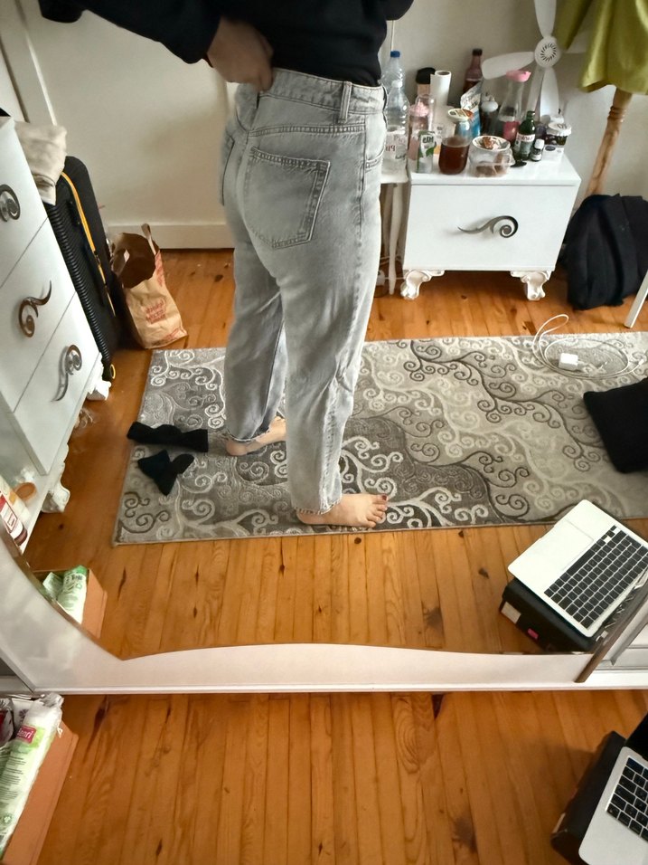 Gri Düğmeli Bol Kesim Midi Kot Pantolon - Görsel 2