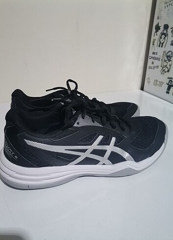 Asics Upcourt 5 Kadın Voleybol ayakkabısı