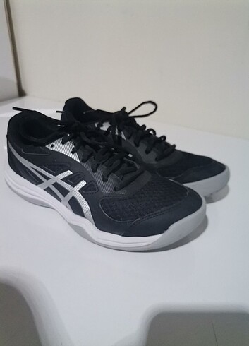 Asics Asics Upcourt 5 Kadın Voleybol ayakkabısı