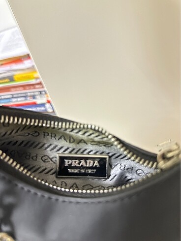  Beden Prada siyah çanta
