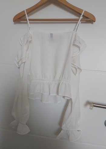 H&M Beyaz Fırfırlı Uzun Kollu Bluz