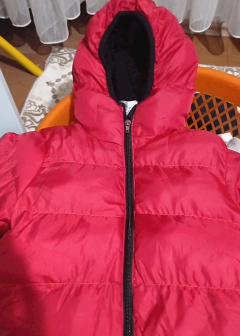 Kırmızı Erkek Çocuk Kapüşonlu Mont - Görsel 4