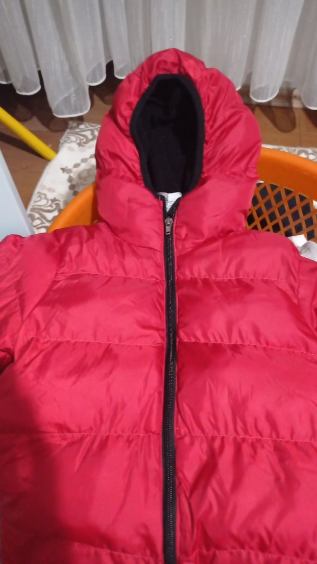 Kırmızı Erkek Çocuk Kapüşonlu Mont - Görsel 4