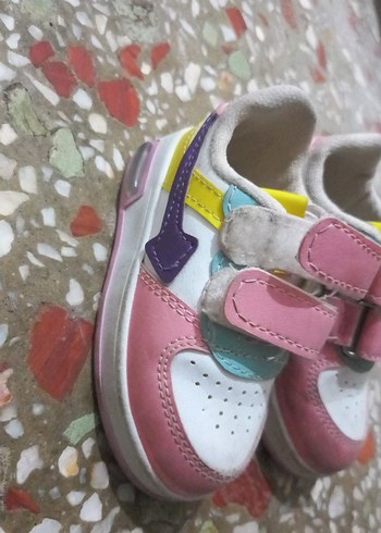 Kız Çocuk Renkli Baskılı Spor Ayakkabı - Görsel 2