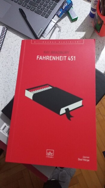 FAHRENHEIT 451